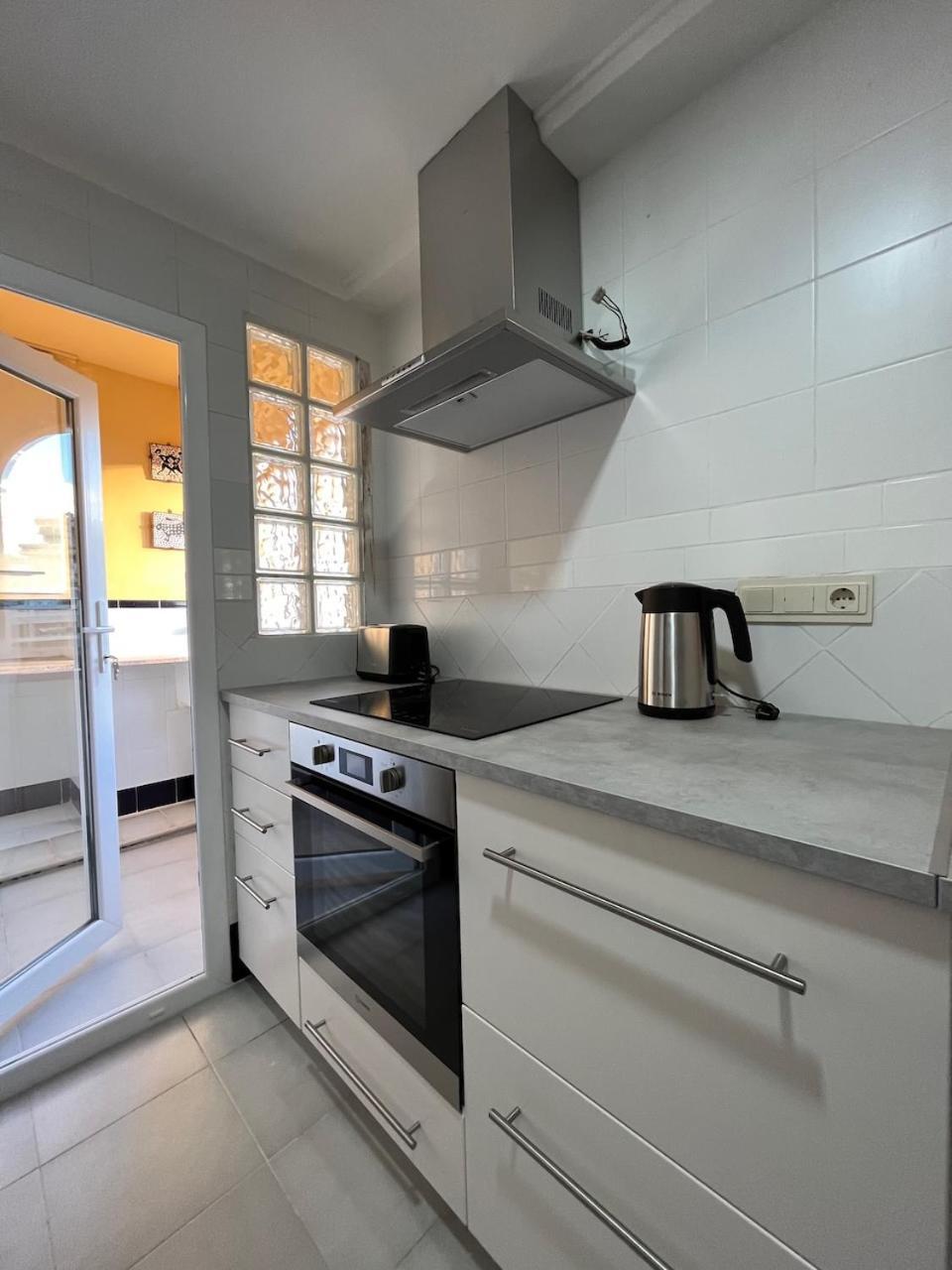 Cap Blanc With Sea View And Apartment