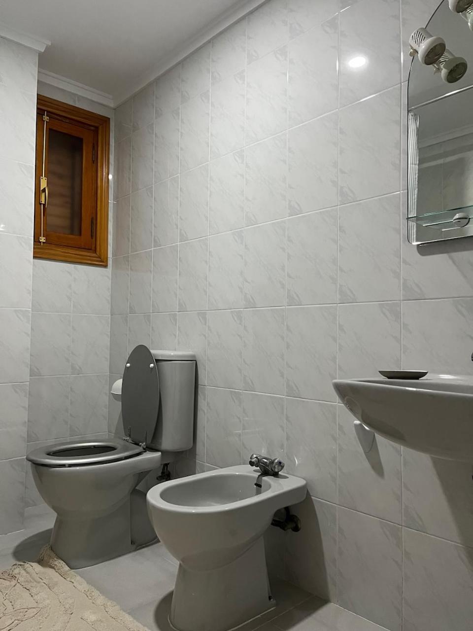 Cap Blanc With Sea View And Apartment